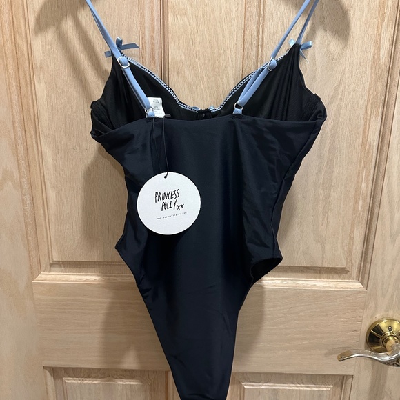 Bathing suit - Picture 3 of 4